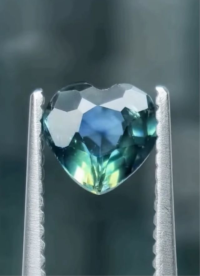 Zafiros Corazón Verde Azulados