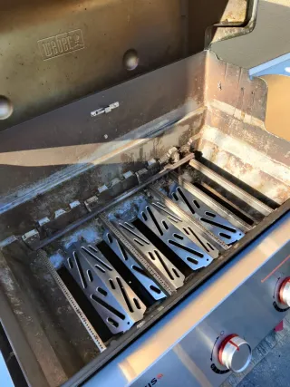 Barbacoa Weber Genesis sx435 smart Plata y Negra