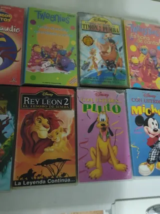 Lote 12 Cintas VHS Infantiles Disney y Warner