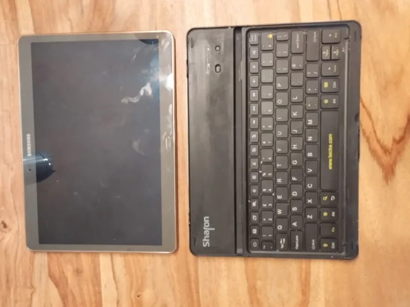 Samsung Galaxy Tab S SM-T800 + Teclado