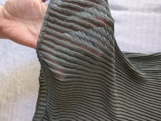 Camiseta Zara acanalada verde oliva Talla única