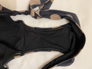 Bikini lunares negro y beige