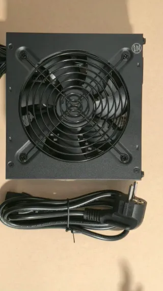 Fuente Alimentación Cooler Master 750W