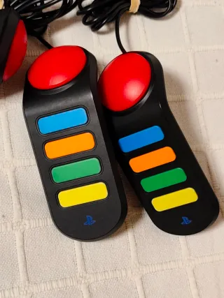 Pulsadores Mandos Buzz. PlayStation 2.