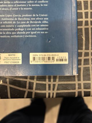 La Casa De Bernarda Alba (Clasicos Hispanicos /...