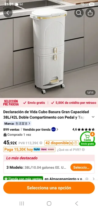 Cubo de basura beige y plateado