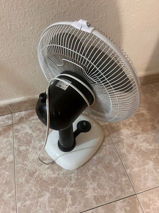 Ventiladores de pie blanco URGE VENTA por mudanza