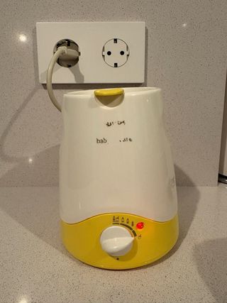 Calienta biberones Philips SCF215