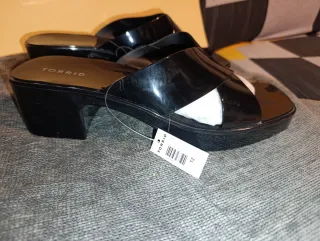 Sandalias Torrid Talla 12/45 Negras