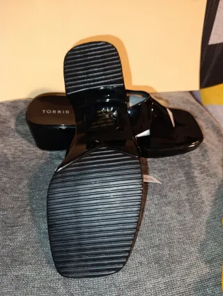 Sandalias Torrid Talla 12/45 Negras
