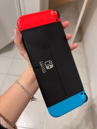 Nintendo Switch Azul y Rojo