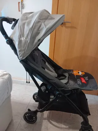 Silla de paseo plegable Joie