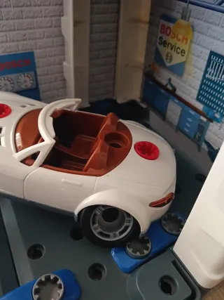 Estación Servicio Bosch Car Wash y Taller