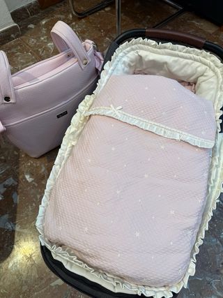 Funda capazo niña con bolso rosa a juego