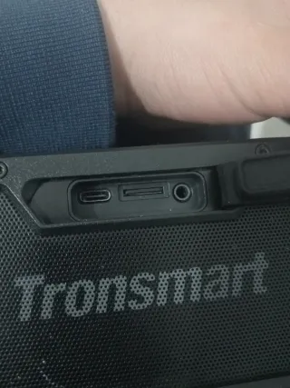Altavoz Tronsmart Negro