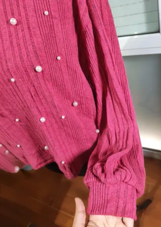 Jersey rosa con perlas Talla M – Elegante, Nuevo