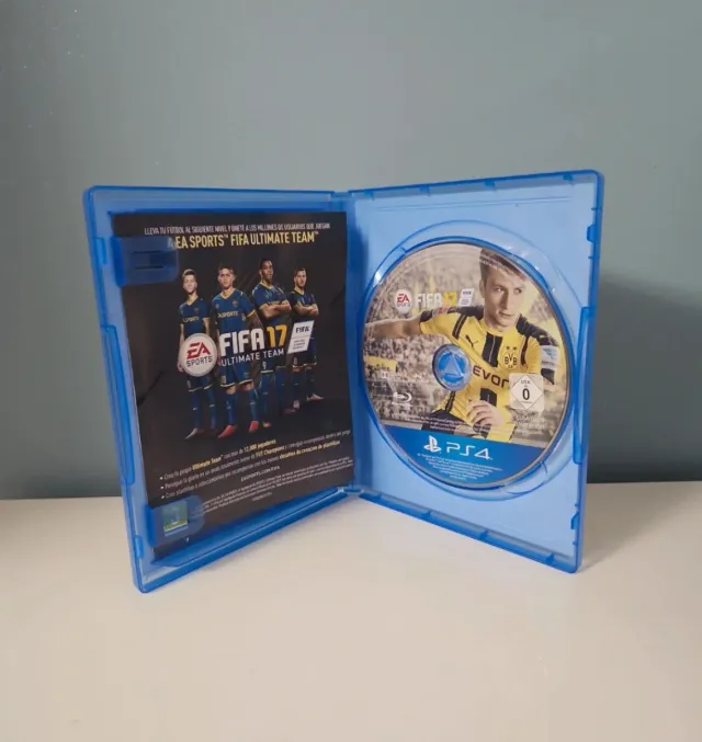 FIFA 17 PS4 (PlayStation 4) - Ottime Condizioni