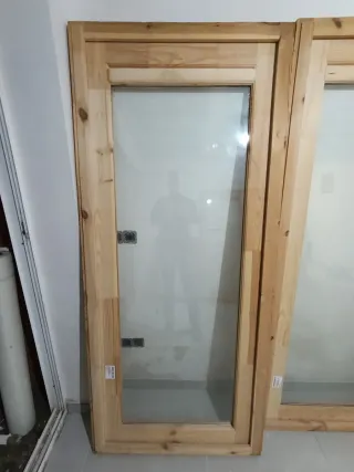 Cristalera madera doble puerta nueva