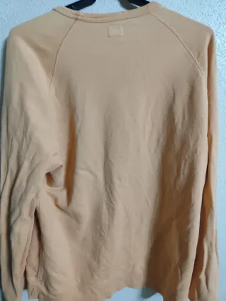 Sudadera Levis naranja Talla L.