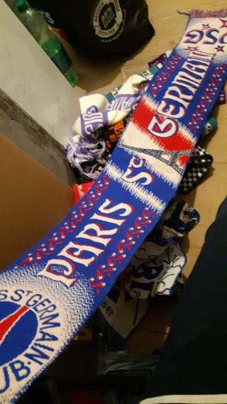 16 Bufandas antiguas de equipos fútbol