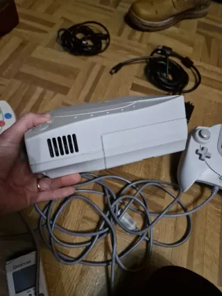 Consola Sega Dreamcast + 2 Mandos