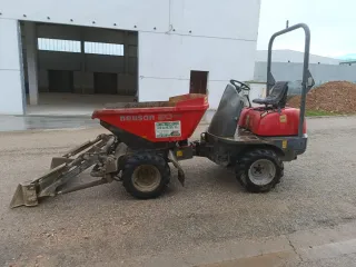 Dumper Neuson 2001 4x4 con tolva giratoria y pala.