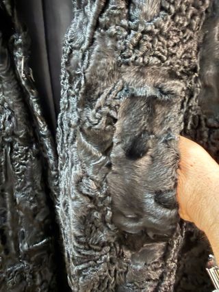 Abrigo de piel largo de astracán vintage negro