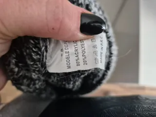 Jersey tricotado gris y blanco