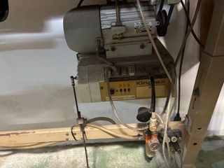 Máquina de coser Adler Jentschmann