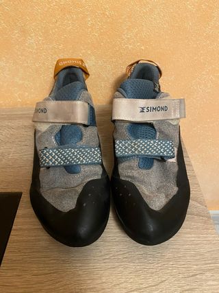 Pies de gato Simond escalada talla 42