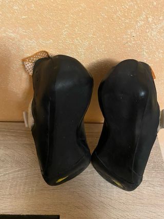 Pies de gato Simond escalada talla 42