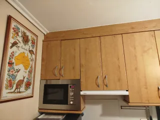 Muebles de cocina de color madera claro