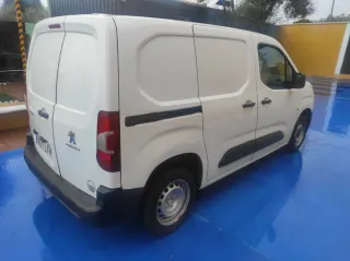 Peugeot Partner 2021
