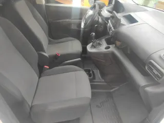 Peugeot Partner 2021