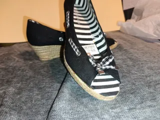 Alpargatas tacón de cuña Yessica by C&A talla 42