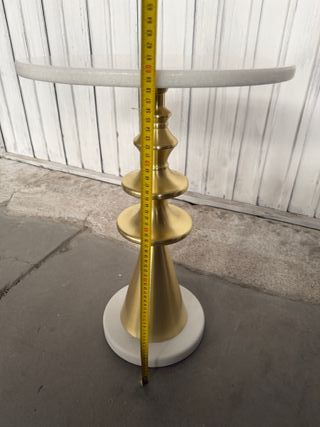 Mesita auxiliar mármol y metal dorada NUEVA