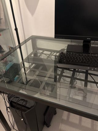 Mesa de escritorio cristal y metal