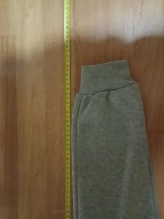 Pantalón chándal gris