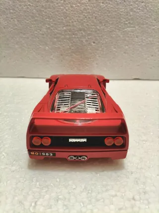 Ferrari F40 Bburago 1/24