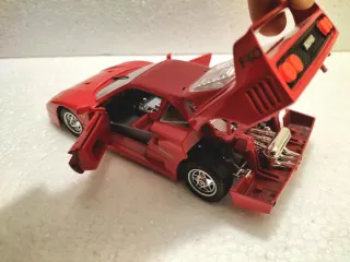 Ferrari F40 Bburago 1/24