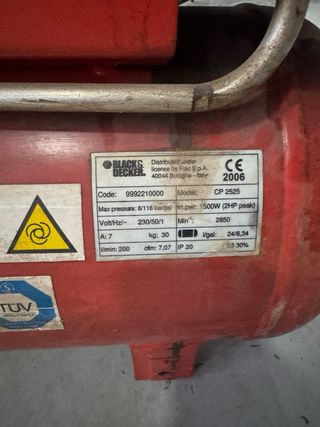 Compresor Aire Black & Decker 24L 2HP