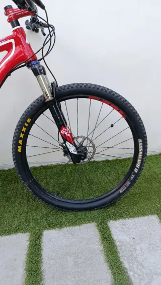 Bicicleta Specialized Doble Suspensión
