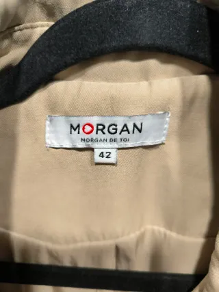 Gabardina Morgan Beige Talla 42