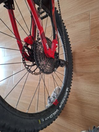Bicicleta de Montaña Roja RR 540