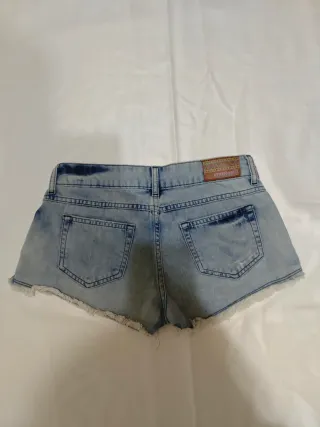 Shorts vaqueros mujer con bordado étnico