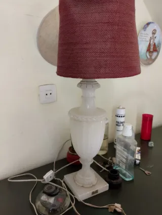 Lámpara de Alabastro y Tela