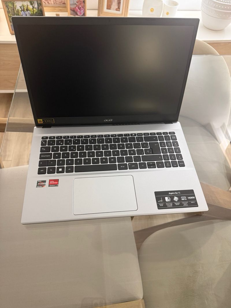 Acer Aspire Go 15 Portátil 15.6 Full HD afbeelding 4