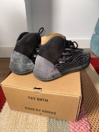 Adidas Yeezy QNTM Onyx 43 1/3