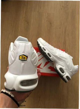 Nike Air Max Plus TN Blancas Talla 37.5