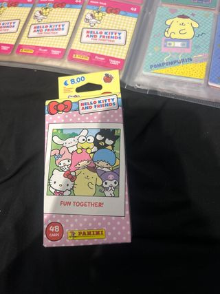 Caja de cartas Hello Kitty y Friends Panini